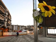 Espera sombria para as famílias enquanto o trabalho começa para identificar as vítimas do incêndio em um resort na Suíça