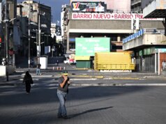 O ditador socialista Maduro se foi, mas os venezuelanos continuam cautelosos após anos de opressão