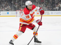 Zayne Parekh, do Flames, dia a dia com lesão na parte superior do corpo